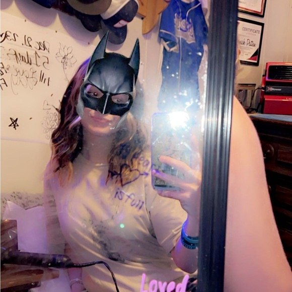 Meet your Posher, Madison - Picture 1 of 1